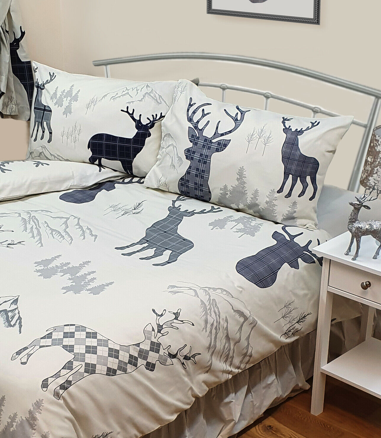 Super King Size Highland Stag Duvet Cover Set Reversible Navy Cream Grey Mountains
