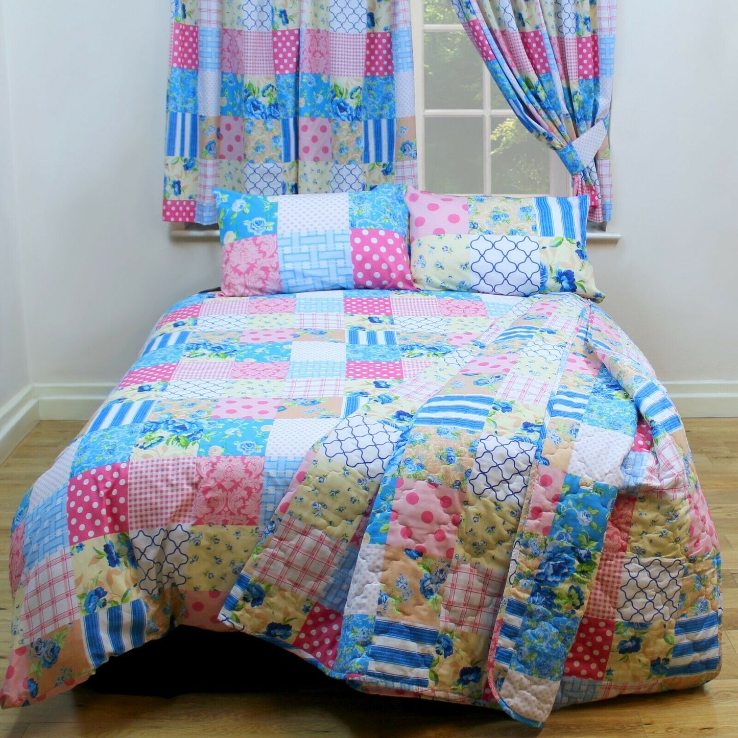 King Size Patchwork Blue Pink Floral Duvet Cover Set