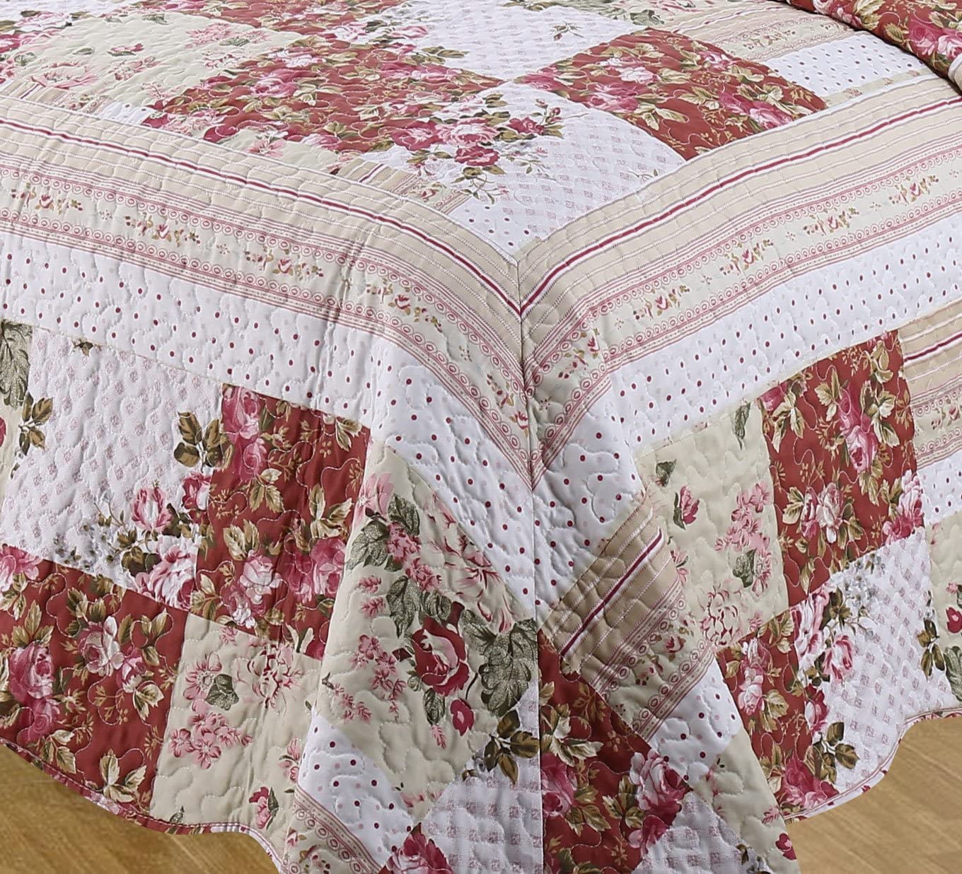 King Size Quilted Bedspread And Pillowshams Throw Over Rosie Patchwork Floral