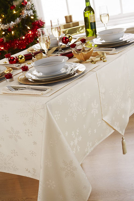Blizzard Cream Christmas 52" x 52" Square Snowflake Tablecloth 4 Place Setting Festive Dining