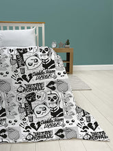 Load image into Gallery viewer, Fortnite Official Fanzine Fleece Blanket 100cm x 150cm Super Soft
