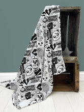 Load image into Gallery viewer, Fortnite Official Fanzine Fleece Blanket 100cm x 150cm Super Soft
