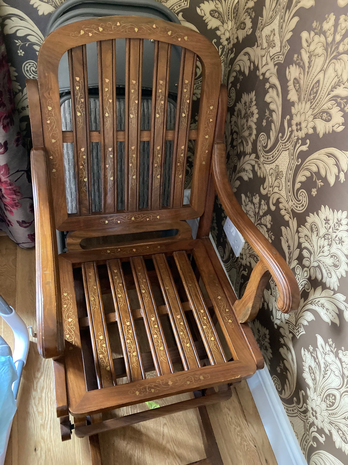 Rocking chair