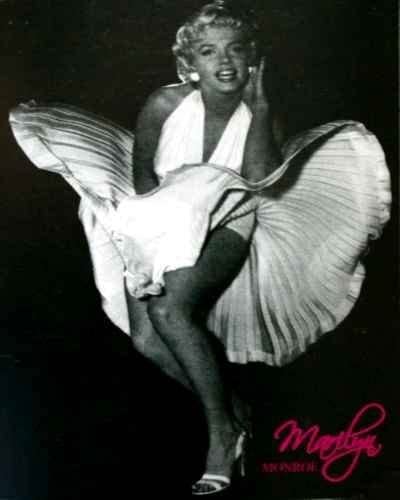 Marilyn Monroe Hollywood Icon Fleece Blanket Super Soft