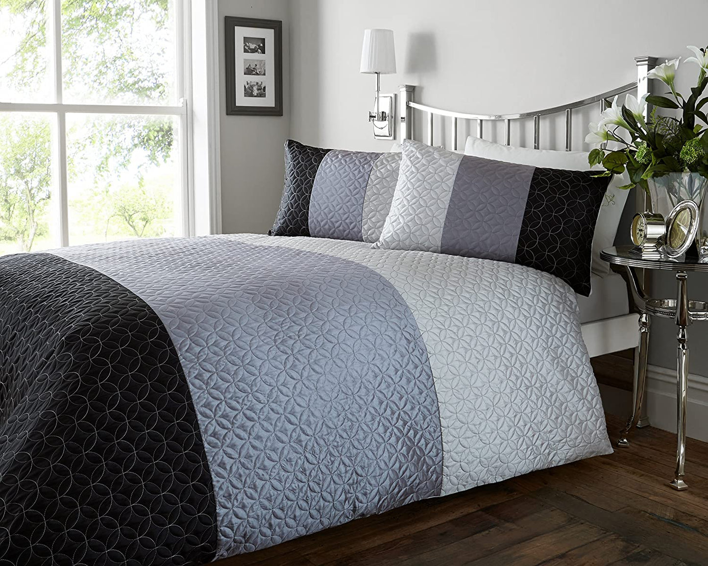 Double Bed Duvet Cover Set Monroe Black Grey Silver Quilted Geometric Circles