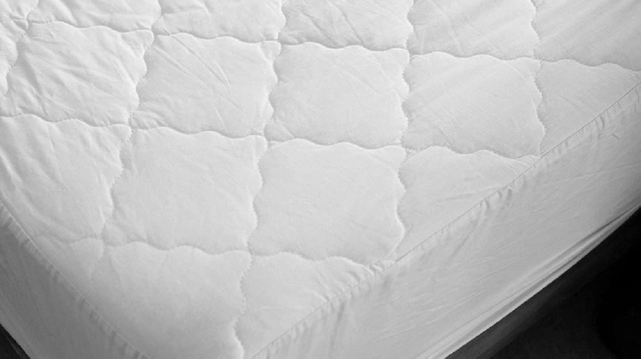 Double Bed Luxury Quilted Mattress Protector 200 Thread Count Egyptian Cotton
